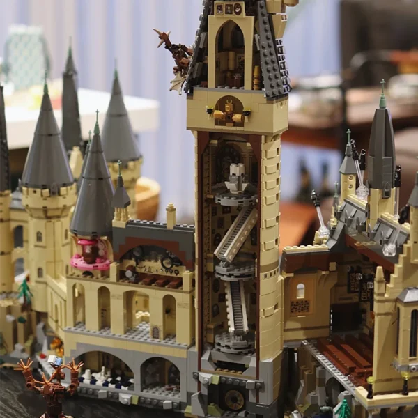 In Stock 6020Pcs Castle Building Block Model Set Compatible 16060 71043 Assembly Construction Brick Kid Adult Toy Christmas Gift - Imagem 5